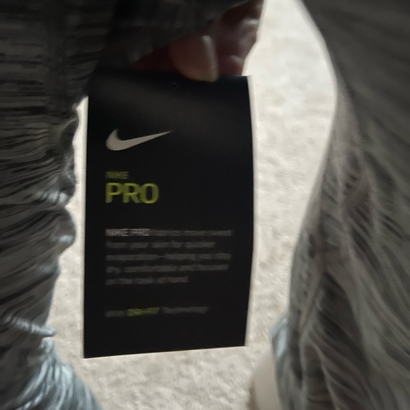 NINE PRO 922181, DRI-FIT, SIZE M. - Picture 5 of 8